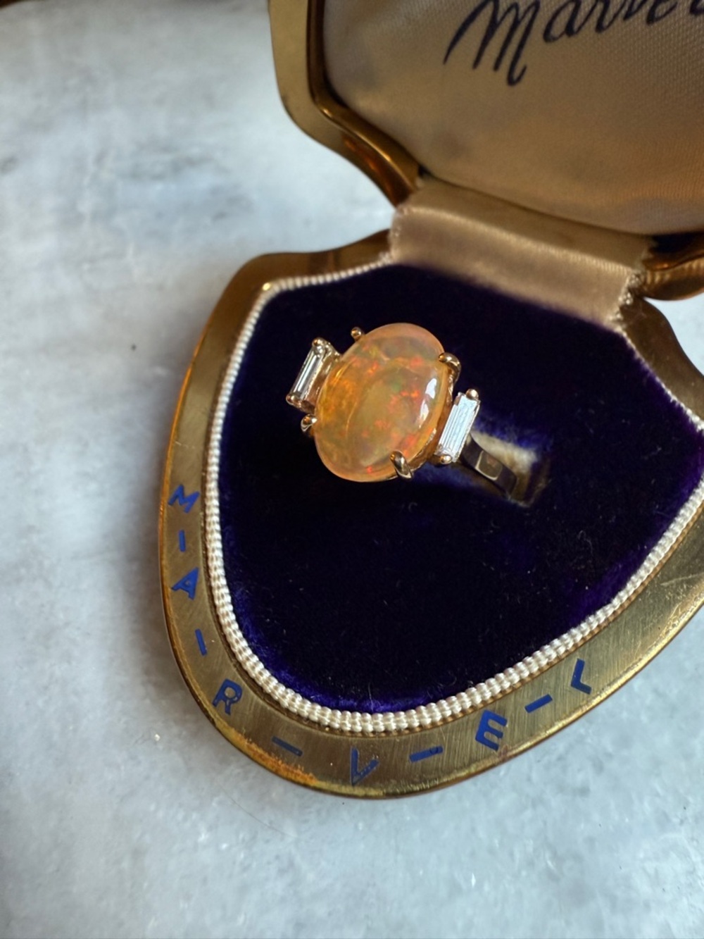 14k GOLD & OPAL Cabochon & Diamond Baguette Three-Stone Ring
